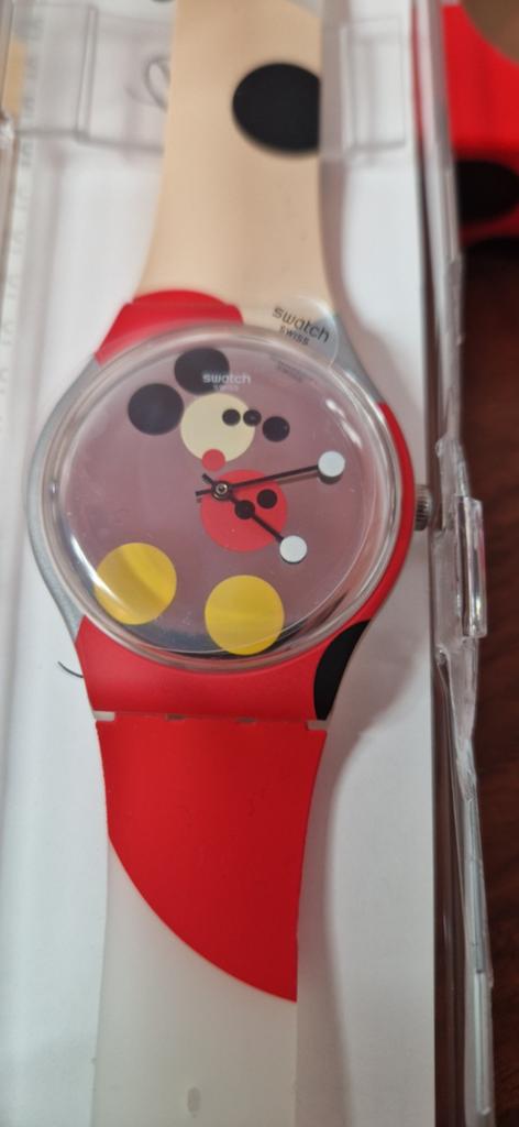 Swatch x Damien Hirst "Mirror Spot Mickey", Ophalen
