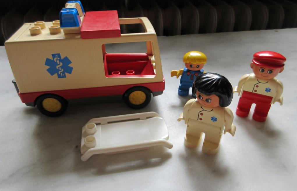 Lego duplo set 2682 Ambulance, Oosterveldweg 15, 7274 DZ, Ophalen of Verzenden, Zo goed als nieuw, Duplo