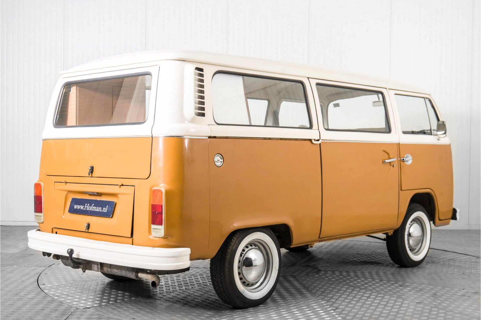 Volkswagen Transporter 1.9 T2B (bj 1977), Auto's, Volkswagen, Gebruikt, Bruin, Bedrijf, Handgeschakeld