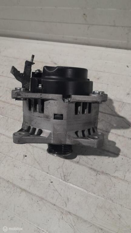 Dynamo Volkswagen Polo 1.2, Auto-onderdelen, Gebruikt, Ophalen of Verzenden