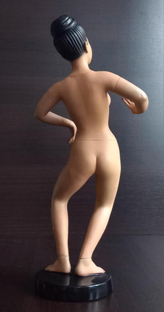 grote beeld oosterse vrouw die danst in yogapositi ca. 40 cm, Ophalen of Verzenden, Mens