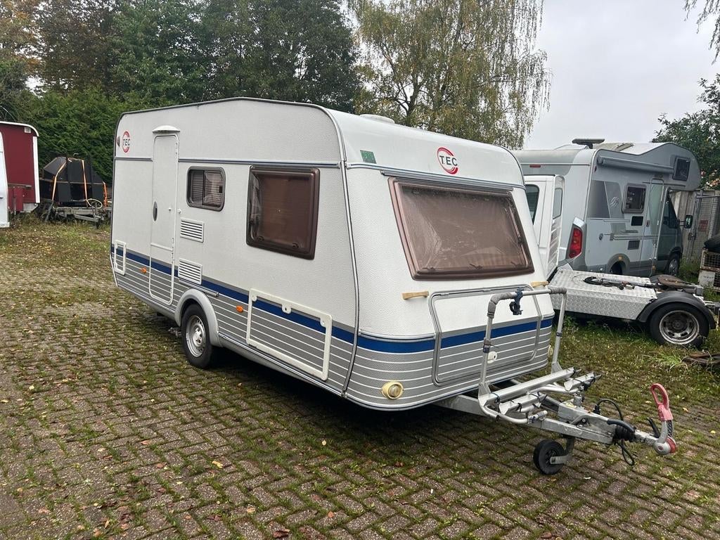 Bj 2006 tec 390 mover vast Dwarsbed voortent, Caravans en Kamperen, Caravans, Particulier, tot en met 4, 750 - 1000 kg, Treinzit