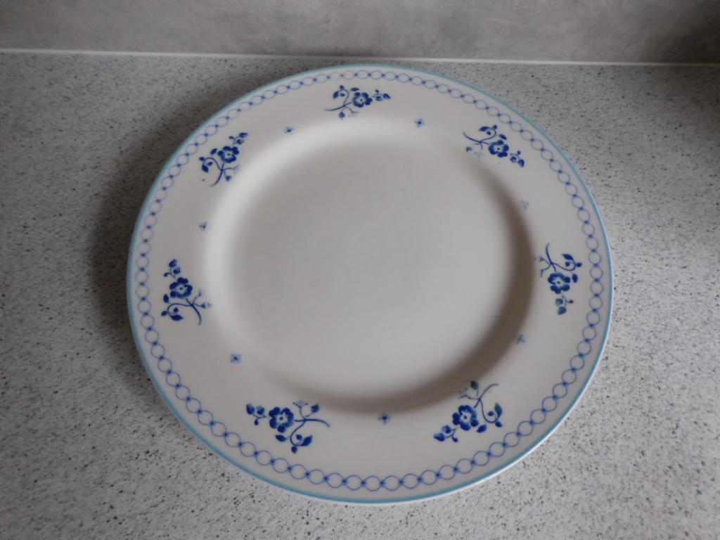 Bord 25 cm. Marken Blauw Spiraal Albert Heijn AH, Huis en Inrichting, Keuken | Servies, Ophalen of Verzenden, Zo goed als nieuw