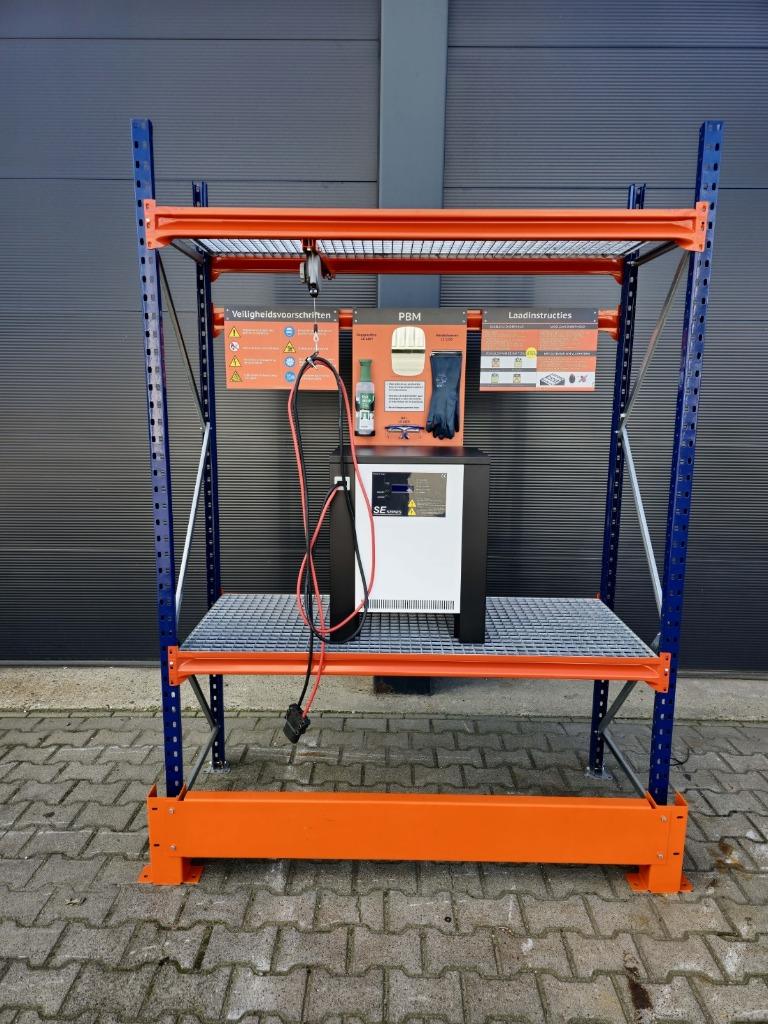 Laadstation voor heftruck, reachtruck, elektrisch pompwagen., Ophalen, Nieuw