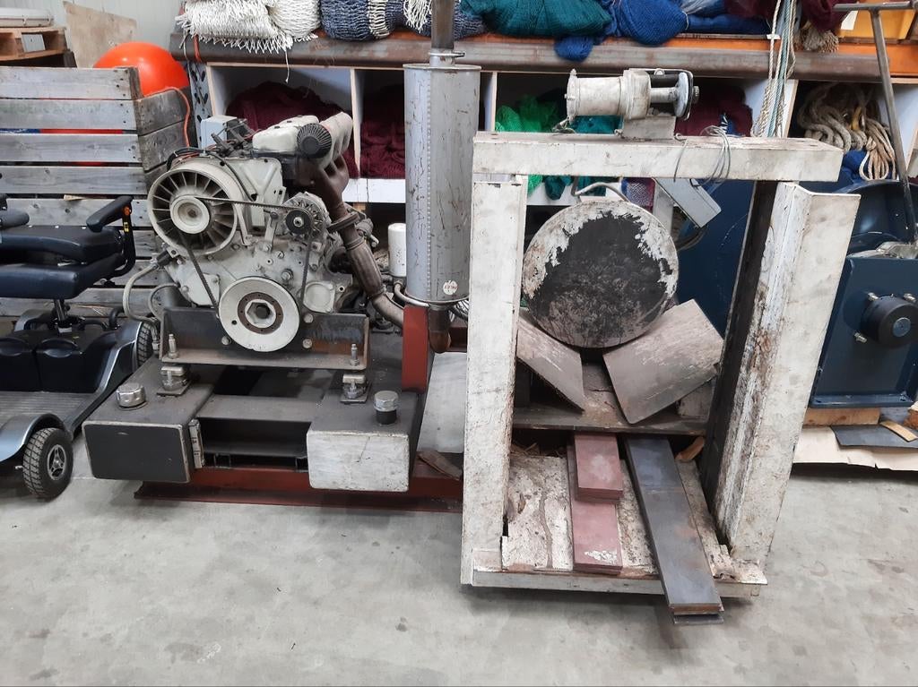 Houtklover hydraulisch, Tuin en Terras, Kloofmachines, Ophalen, Gebruikt, Liggend