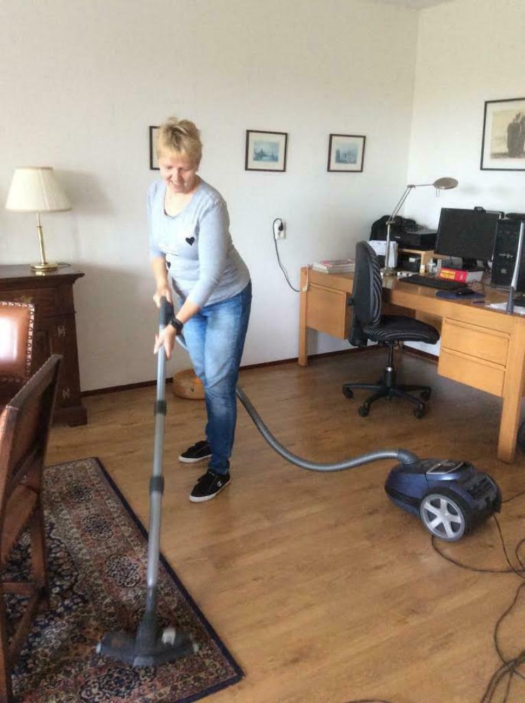 Foto 2 van Ervaren  huishoudelijke hulp