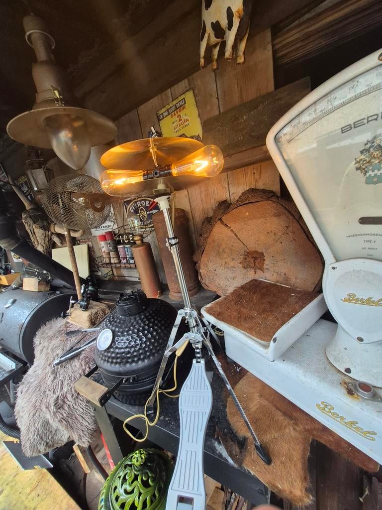 Unieke Lamp van Bekkens en Drum Pedaal, Ophalen