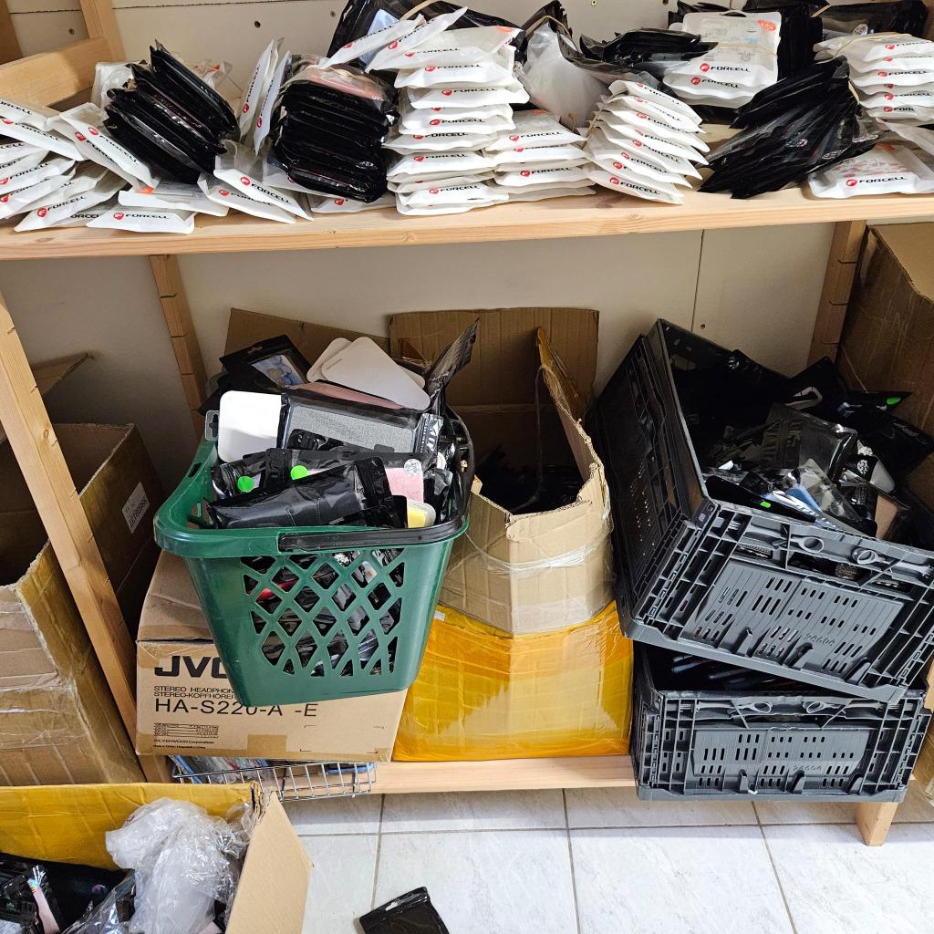 Mega partij smartphonehoesjes 5000+ stuks - div modellen, Zakelijke goederen, Partijgoederen en Retail | Partijgoederen, Ophalen