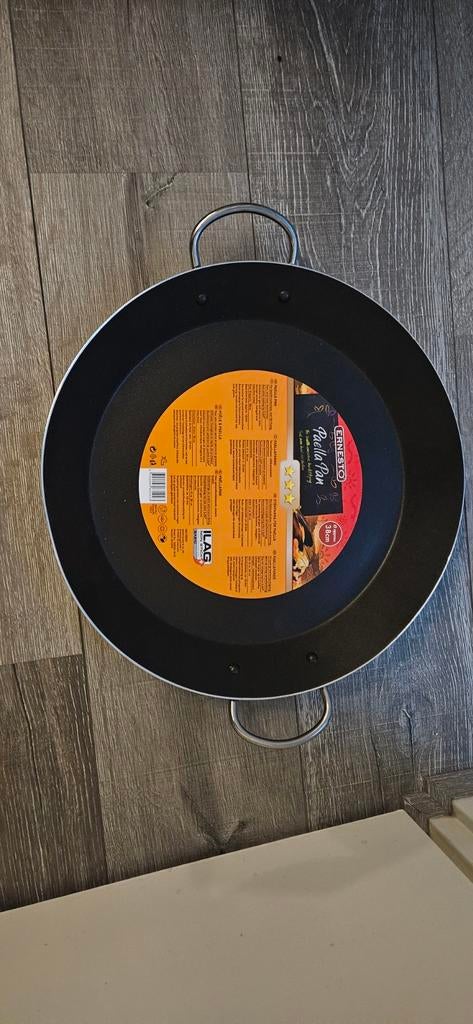 Nieuwe paellapan 38cm - nooit gebruikt, Huis en Inrichting, Keuken | Potten en Pannen, Ophalen, Nieuw, Overige materialen, Koekenpan of Braadpan