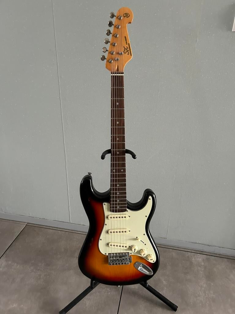 Elektrische gitaar, Muziek en Instrumenten, Snaarinstrumenten | Gitaren | Elektrisch, Ophalen, Zo goed als nieuw, Solid body, Overige merken