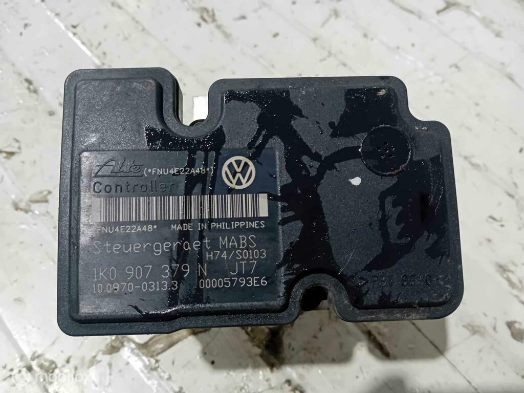 ABS pomp Volkswagen Golf 5 1K0907379N 1K0614117F, Ophalen of Verzenden, Gebruikt