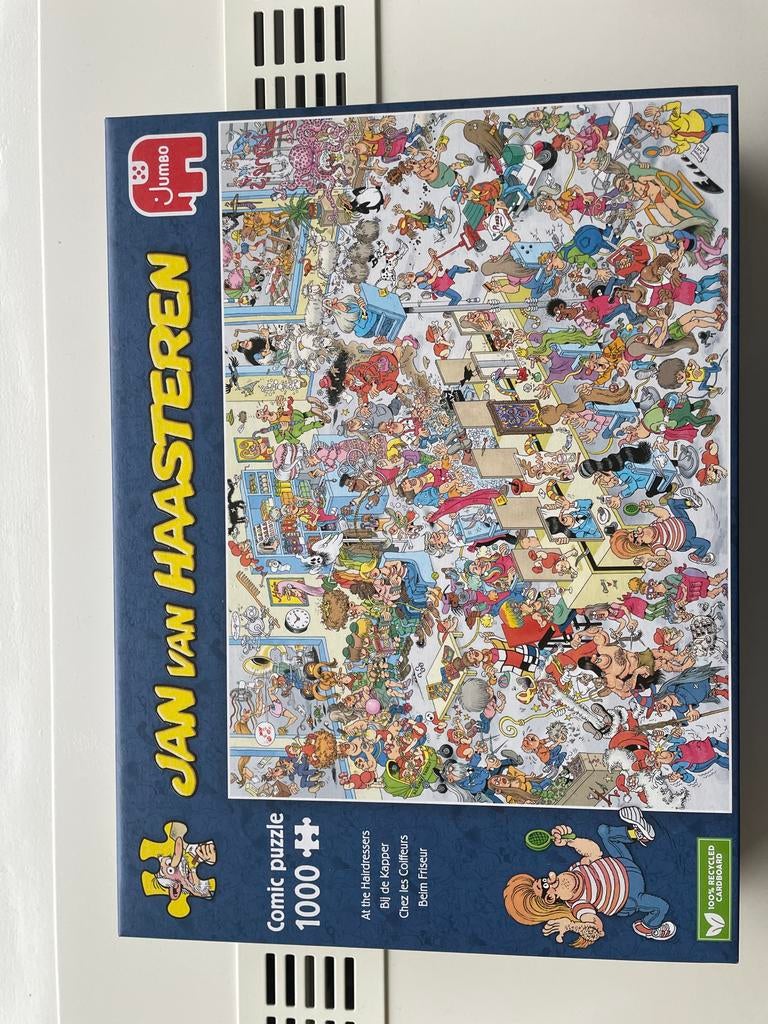 Jan van Haasteren - Bij de Kapper - 1000 stukjes, Ophalen of Verzenden, 500 t/m 1500 stukjes, Zo goed als nieuw, Legpuzzel