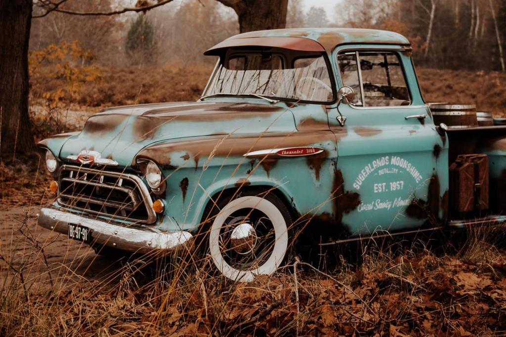 Foto 13 van Chevrolet Apache trouwauto huren . Pick up Oltimer te huur