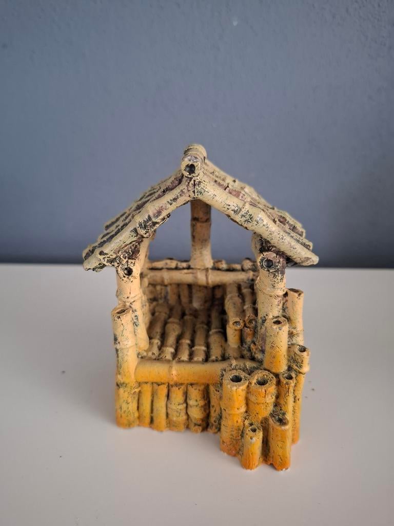 Aquarium ornamemt bamboe hutje., Ophalen of Verzenden, Zo goed als nieuw