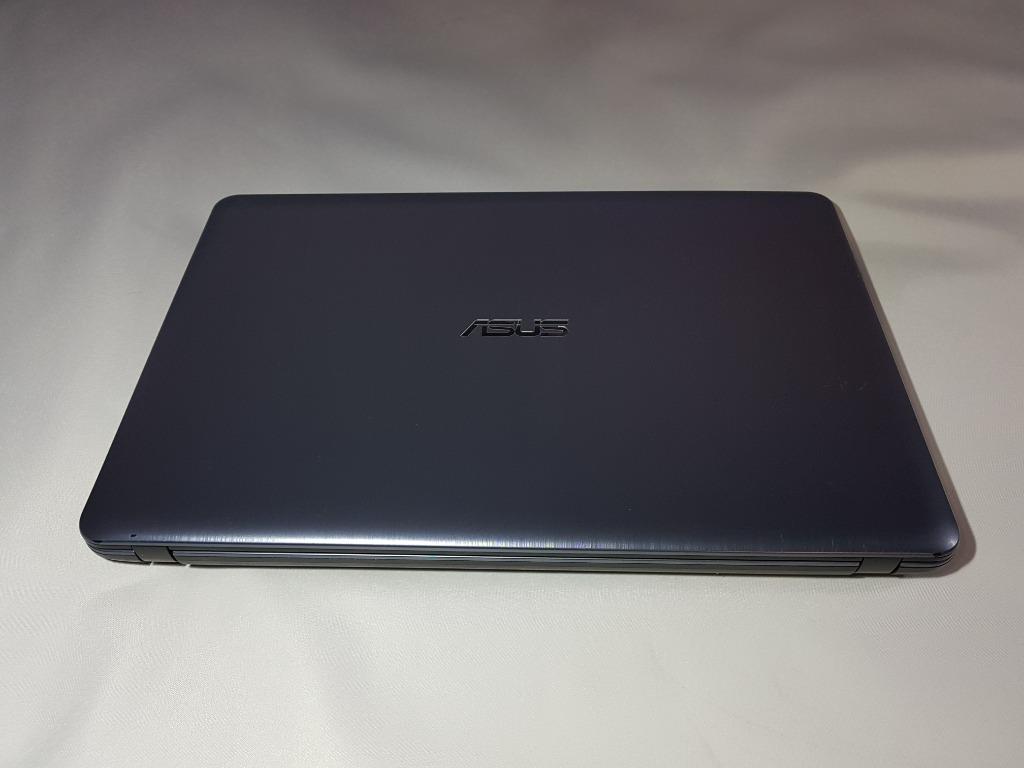 ASUS VivoBook A540M 15,6 inch fhd Laptop, Met videokaart, ASUS, Minder dan 2 Ghz, Zo goed als nieuw