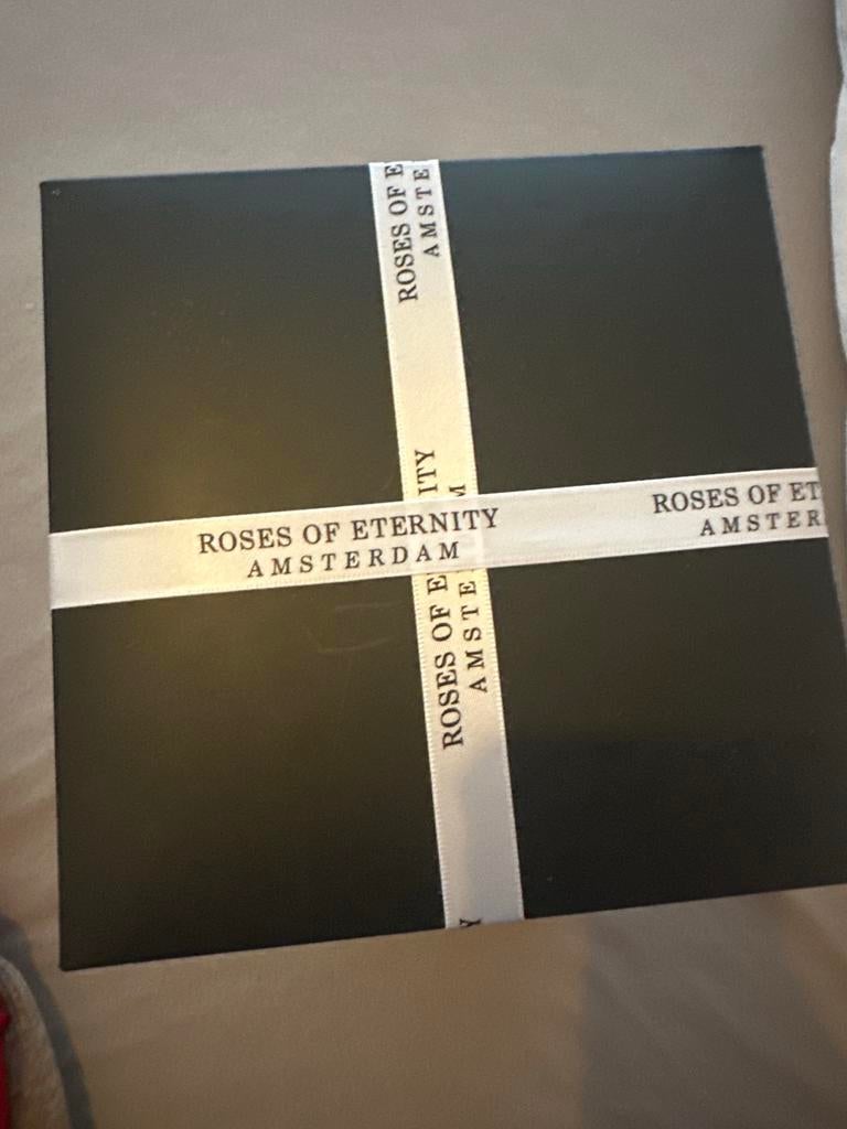 Roses of Eternity Amsterdam - Nieuw in doos, Huis en Inrichting, Ophalen of Verzenden, Nieuw
