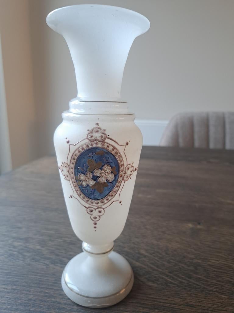 Antiek melkglas vaasje, Antiek en Kunst, Ophalen of Verzenden