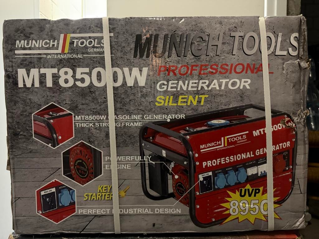 Munich Tools MT8500W Generator - Nieuwstaat, Ophalen, Elektrisch startend, Benzine, Zo goed als nieuw