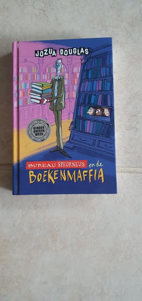 Geert Gratama - Bureau Speurneus en de boekenmaffia, Boeken, Ophalen of Verzenden, Zo goed als nieuw, Geert Gratama; Jozua Douglas