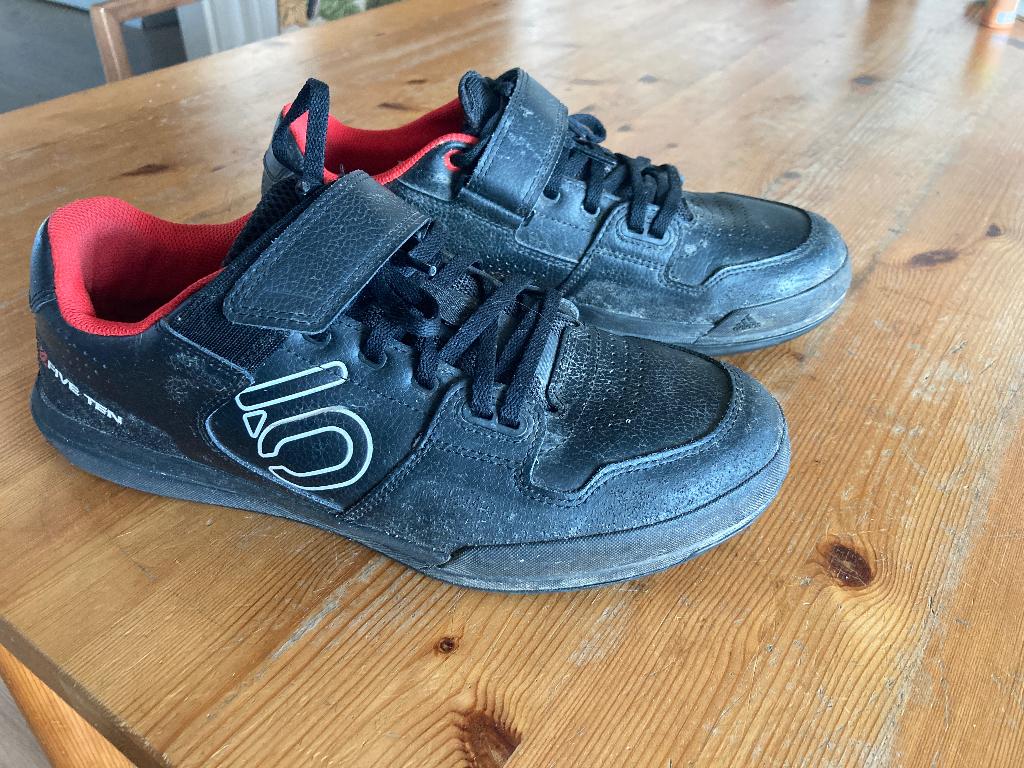 Adidas Five Ten  maat 43 spd, Ophalen of Verzenden, Zo goed als nieuw, Overige maten, Schoenen