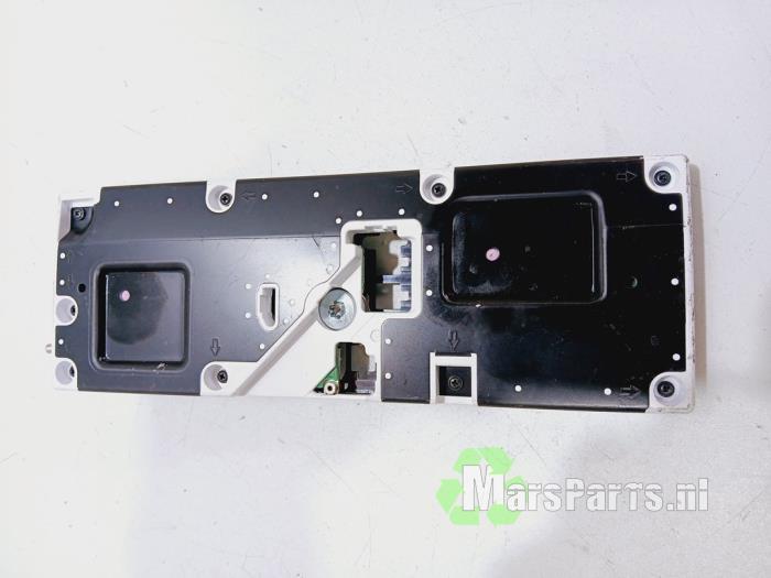 GPS Antenne (diversen) van een Volkswagen Golf, Gebruikt, -, Volkswagen, -