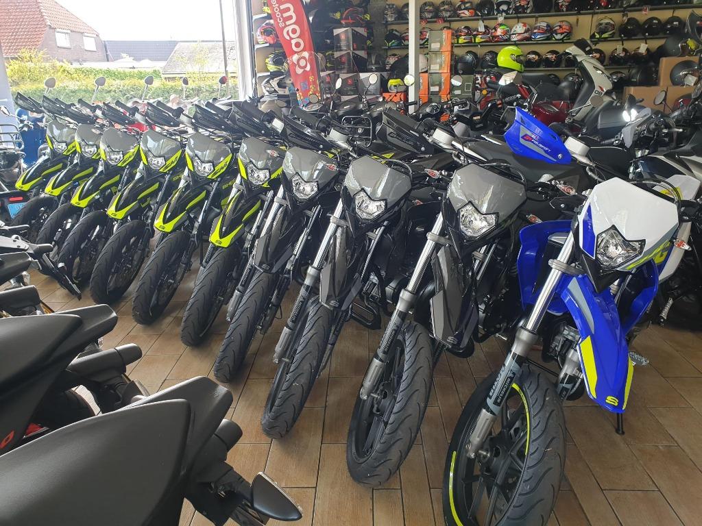 SHERCO FACTORY /Silver/Moon SM-R 2026 € 3619,-, 6 versnellingen, Maximaal 45 km/u, Nieuw, Dorpsstraat