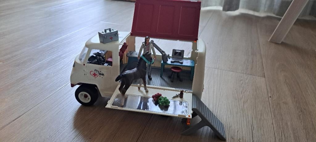 Schleich dierenambulance, Ophalen of Verzenden, Gebruikt