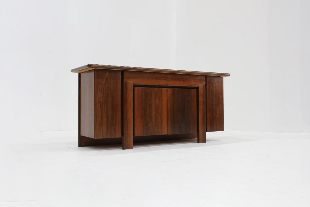 Vintage Italiaans notenhouten dressoir jaren 60, Ophalen, 150 tot 200 cm, Vintage, Italiaans, design, Zo goed als nieuw