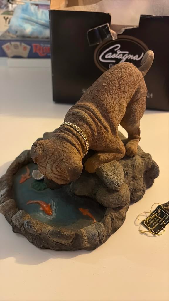 Shap-Pei hond van my dog sculpters, Verzamelen, Beelden en Beeldjes, Ophalen of Verzenden, Zo goed als nieuw, Dier