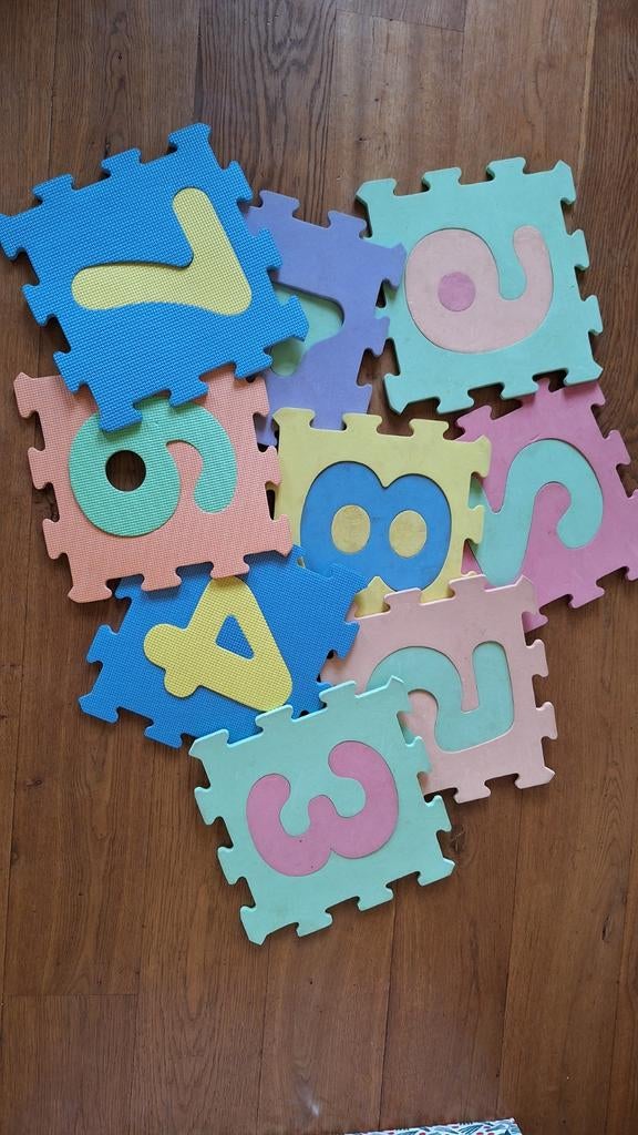 Puzzel foam cijfers 1 t/m 9, Ophalen of Verzenden, Gebruikt, Puzzelen