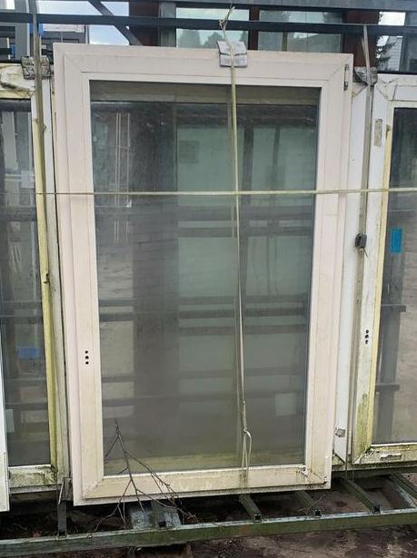(128) Nieuw aluminium raamkozijn draai kiep, Doe-het-zelf en Verbouw, Kozijnen en Schuifpuien, Raamkozijn, Aluminium, Inclusief glas