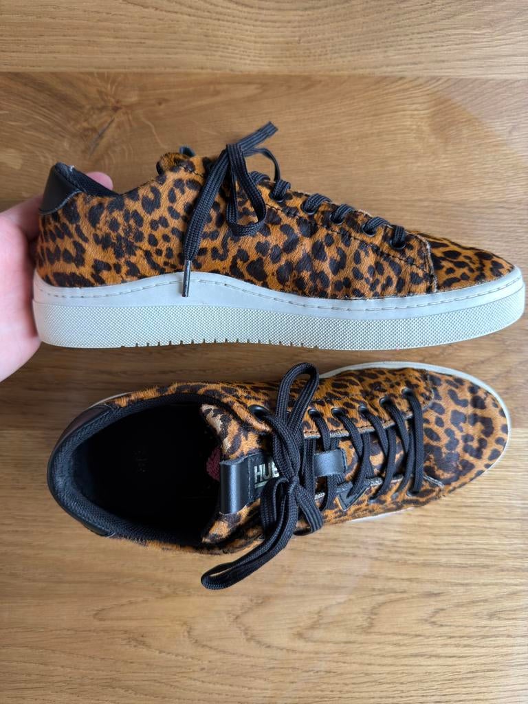 HUB panter / tijger ZGAN, Bruin, Ophalen of Verzenden, Sneakers of Gympen, Zo goed als nieuw