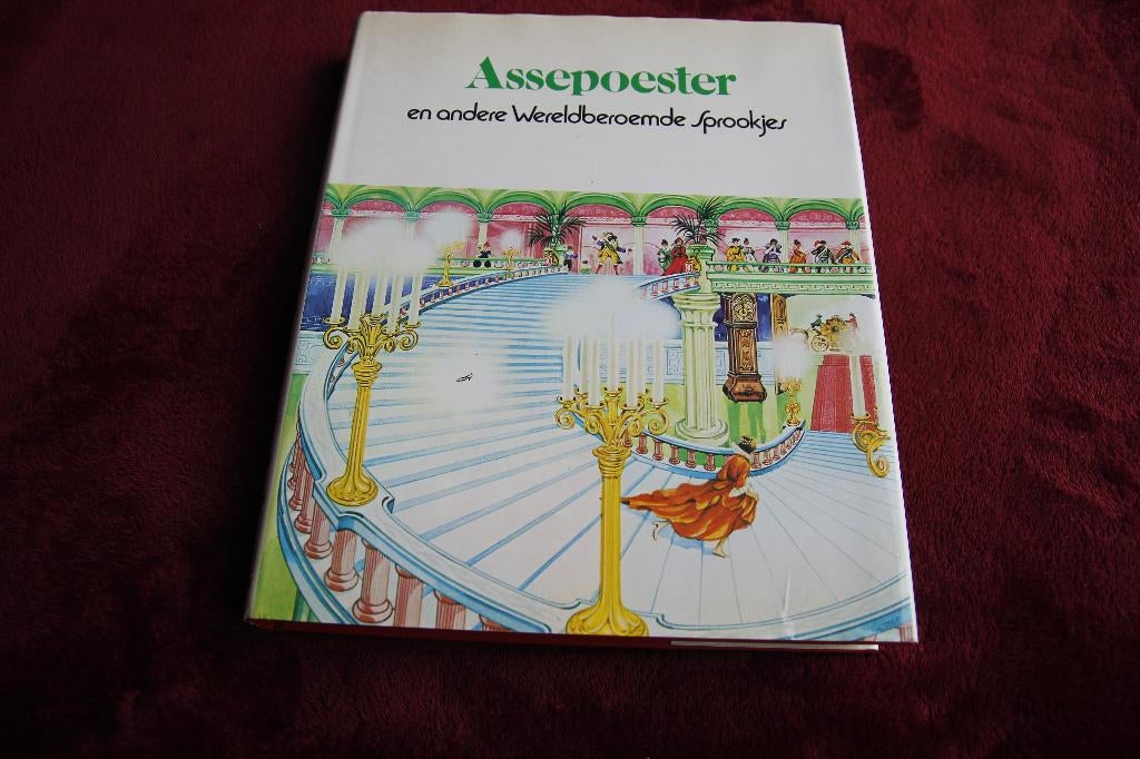 Assepoester en andere wereldberoemde sprookjes, Boeken, Ophalen of Verzenden, Gelezen