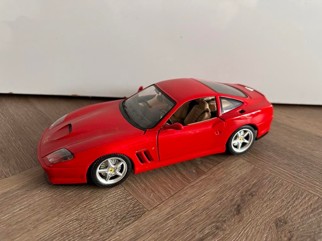 Ferrari 550 Maranello Bburago Modelauto, Ophalen of Verzenden, Zo goed als nieuw, Auto, Bburago
