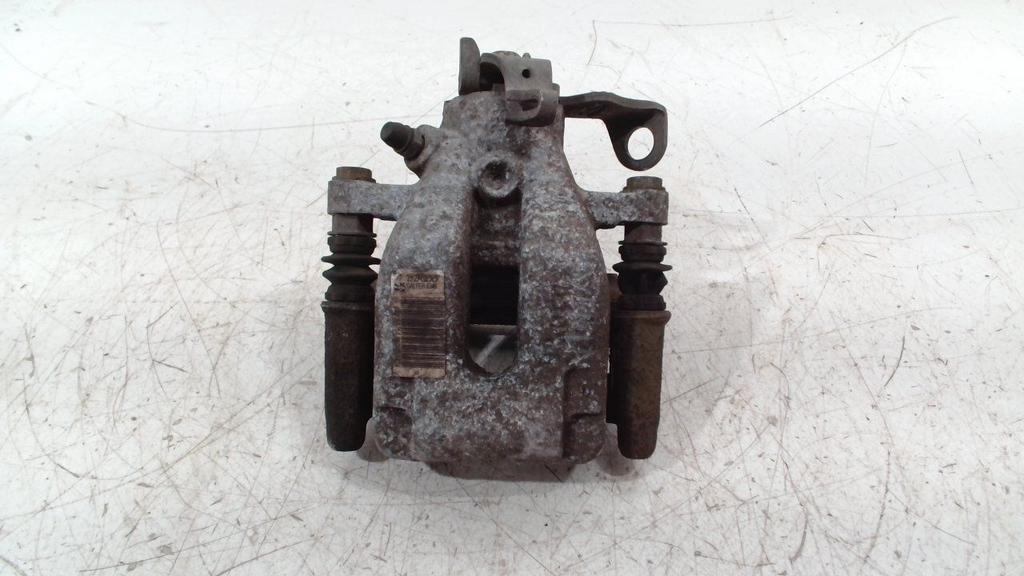 Remklauw links achter Peugeot 2008, Onderdelen@venauto.nl, Van der Ven Autorecycling B.V., Gebruikt, Ettenseweg 76, 4706 PB Roosendaal, The Netherlands