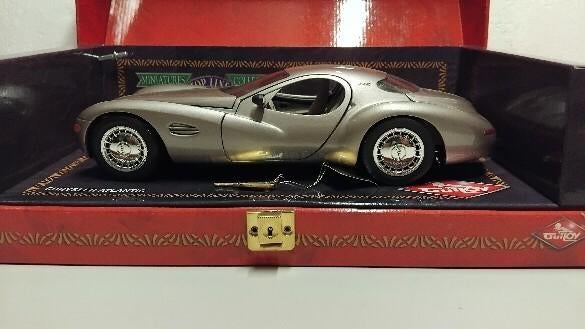 Chrysler Atlantic brons champagne Guiloy Top Line 1:18 KRD, Ophalen of Verzenden, Zo goed als nieuw, Auto, Overige merken