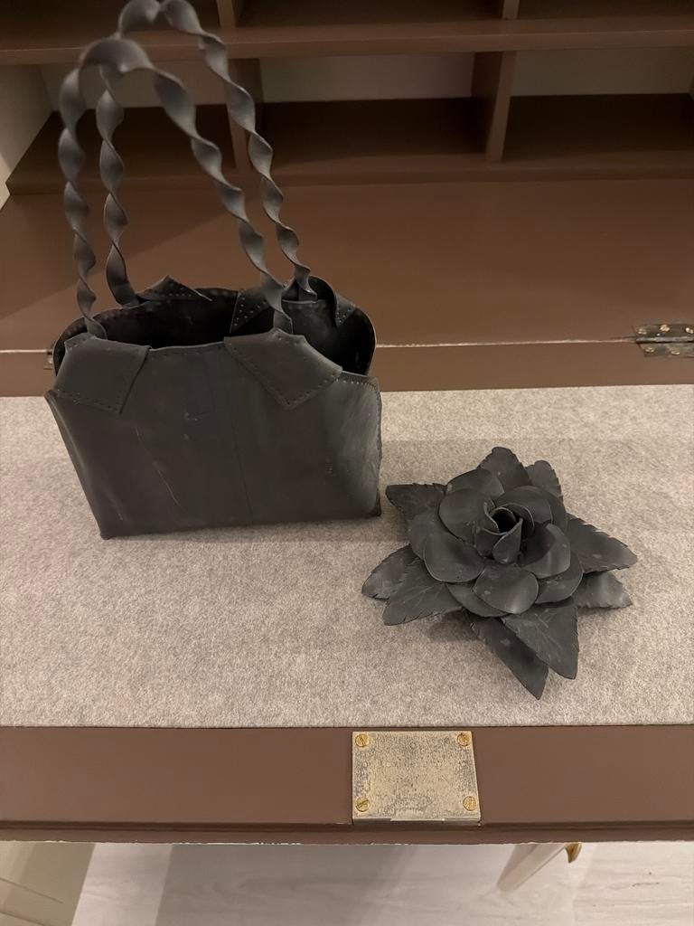 Unieke Loden Kunstobjecten – Sculptuur van Handtas & Roos, Ophalen