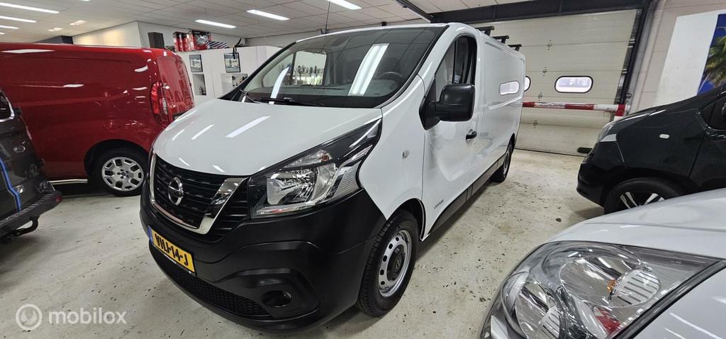 Nissan NV300 2.0 dCi 145 L2H1 Airco Cruise P.sensor, 145 pk, Gebruikt, 4 cilinders, 2000 kg