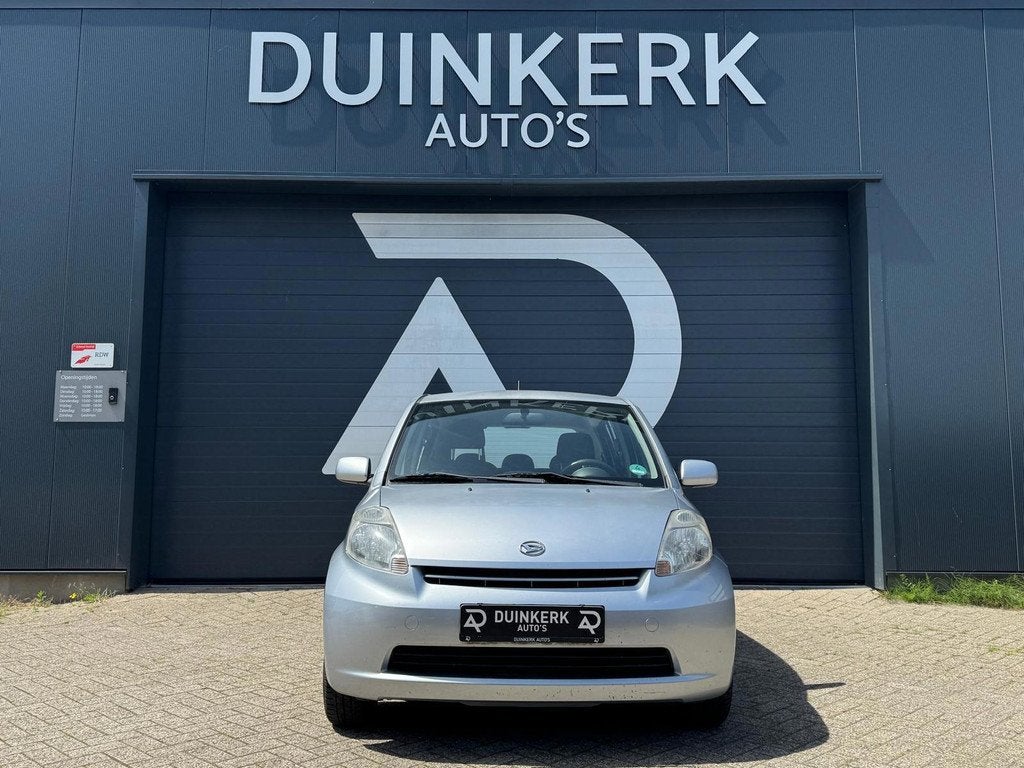 Daihatsu Sirion 2 1.0-12V Trend | Elektrische ramen | Trekha, Auto's, Daihatsu, Voorwielaandrijving, Stof, Gebruikt, Bedrijf