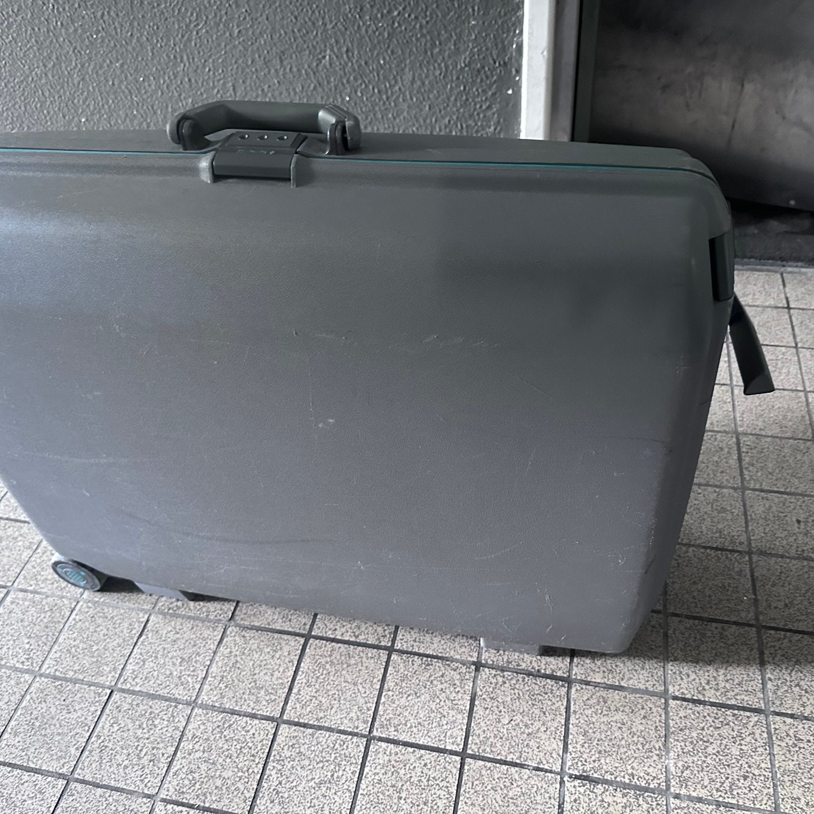 Harde koffer Samsonite, Ophalen, Zo goed als nieuw, Hard kunststof, 70 cm of meer