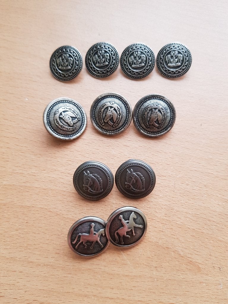 11 vintage metalen (blazer) knopen, Ophalen, Zo goed als nieuw, Knoop of Knopen