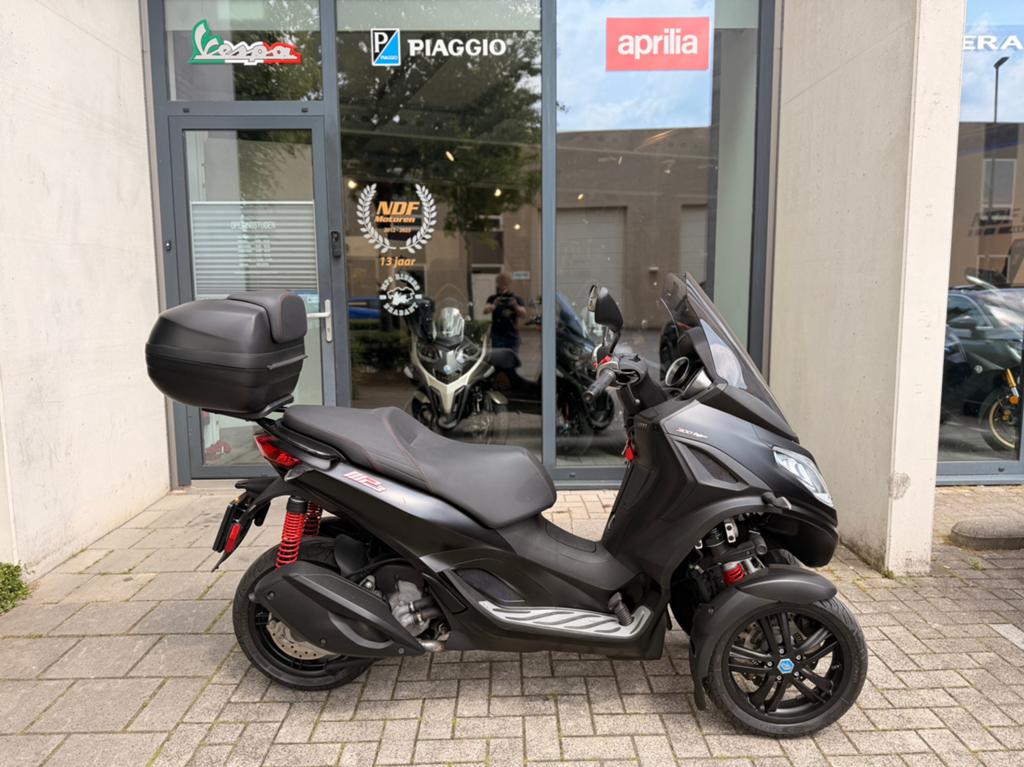 Piaggio mp3 300cc hpe abs asr autorijbewijs!!, Motoren, Motoren | Piaggio, Particulier, Scooter