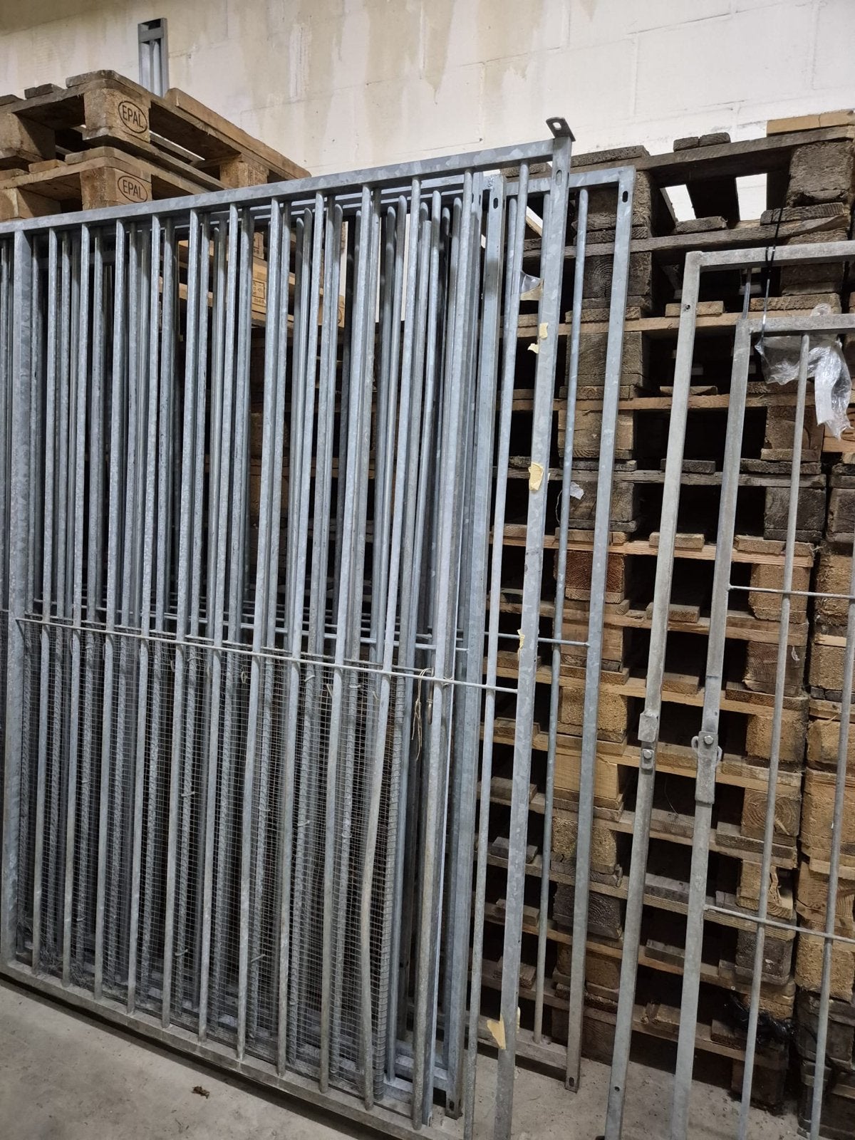 Kennel delen, Ophalen