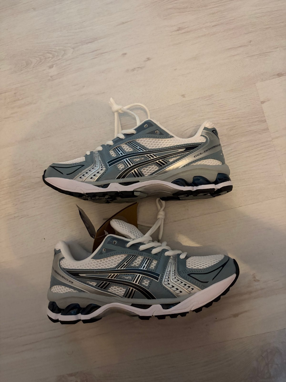 ASICS GEL-Kayano 14 Sneakers - Maat 41.5, Ophalen of Verzenden, Nieuw, Overige kleuren, Sneakers of Gympen
