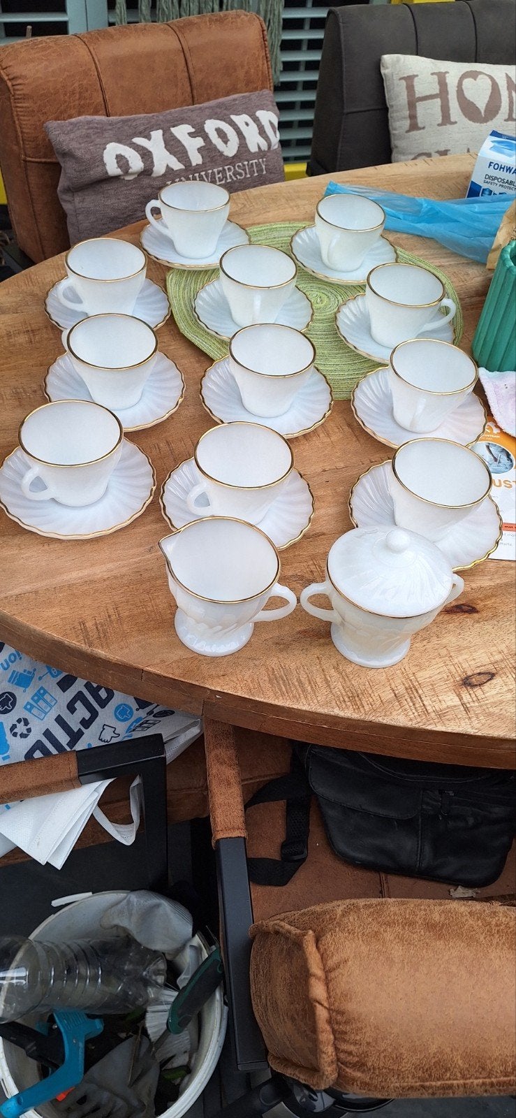 Opaline kop en schotels set met extra schotel, Ophalen