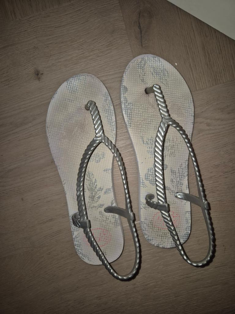 Slippers, sandalen, Slippers, New Yorker, Ophalen of Verzenden, Zo goed als nieuw