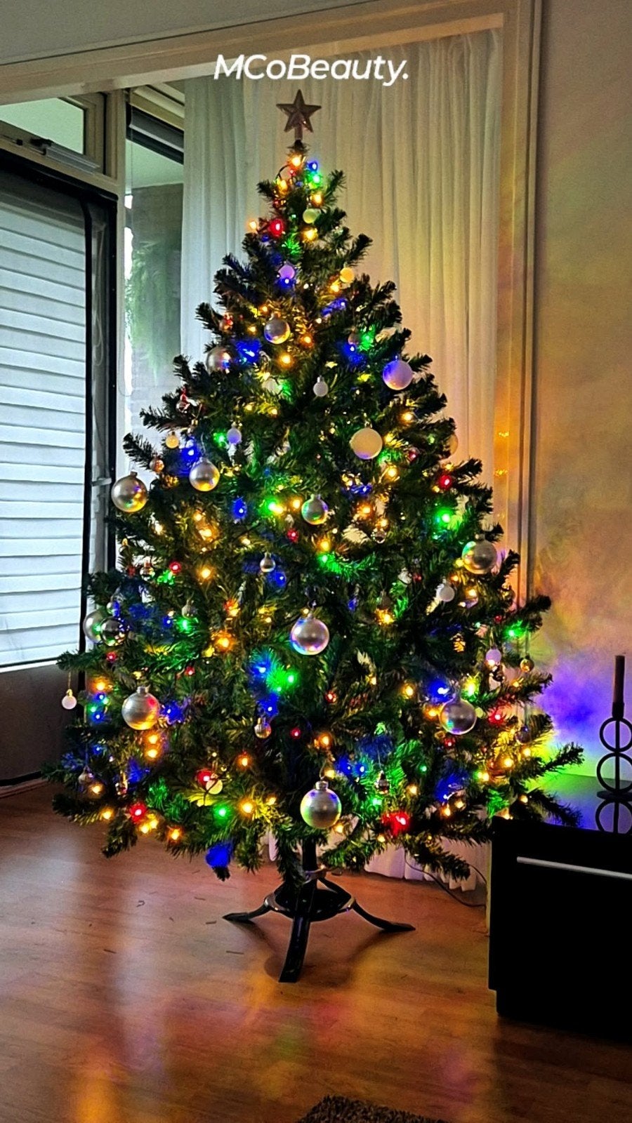 Kerstboom, 180 cm hoog, met alle versieringen., Diversen, Ophalen of Verzenden