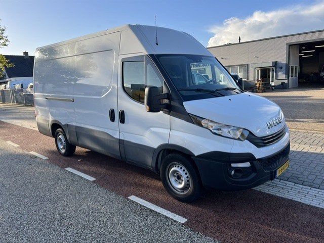 Iveco Daily 35S16 2.3D 114KW 352 L2H2 AUTOM HIMATIC AIRCO KL, Auto's, Achterwielaandrijving, Euro 6, Iveco, Origineel Nederlands