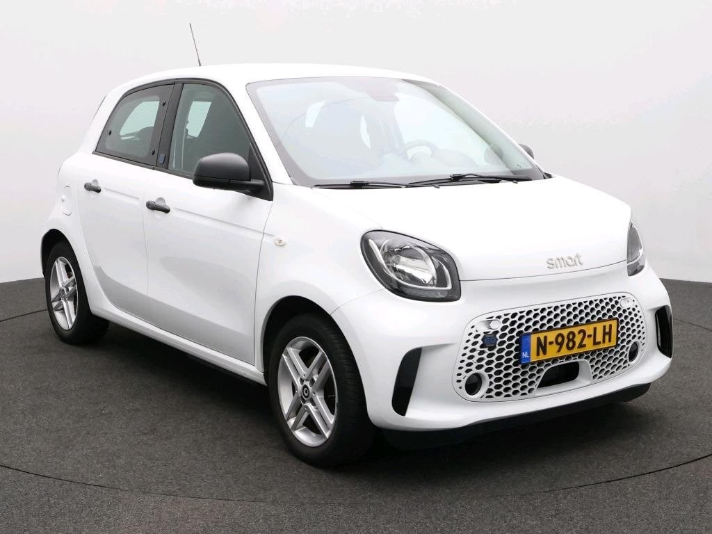 Smart ForFour EQ 18,7kWh | 88% SOH | BTW | APK 11-2027, Auto's, Automaat, Achterwielaandrijving, 43 €/maand, Wit