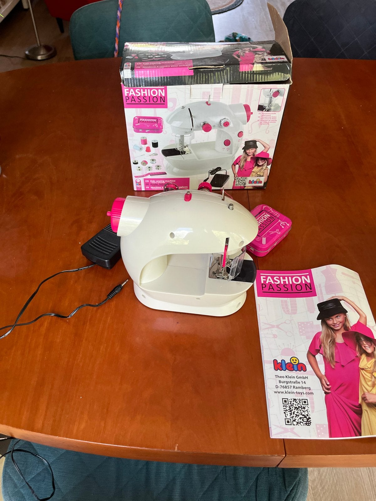 Kindernaaimachine Fashion Passion met accessoires, Hobby en Vrije tijd, Naaimachines en Toebehoren, Ophalen of Verzenden, Zo goed als nieuw